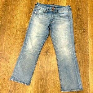 American Eagle Outfitters Light Blue Ankle Jeans